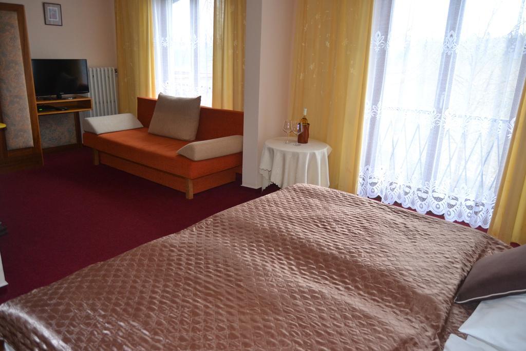 Resort Hotel Zvikov Звіковське Подграді Екстер'єр фото