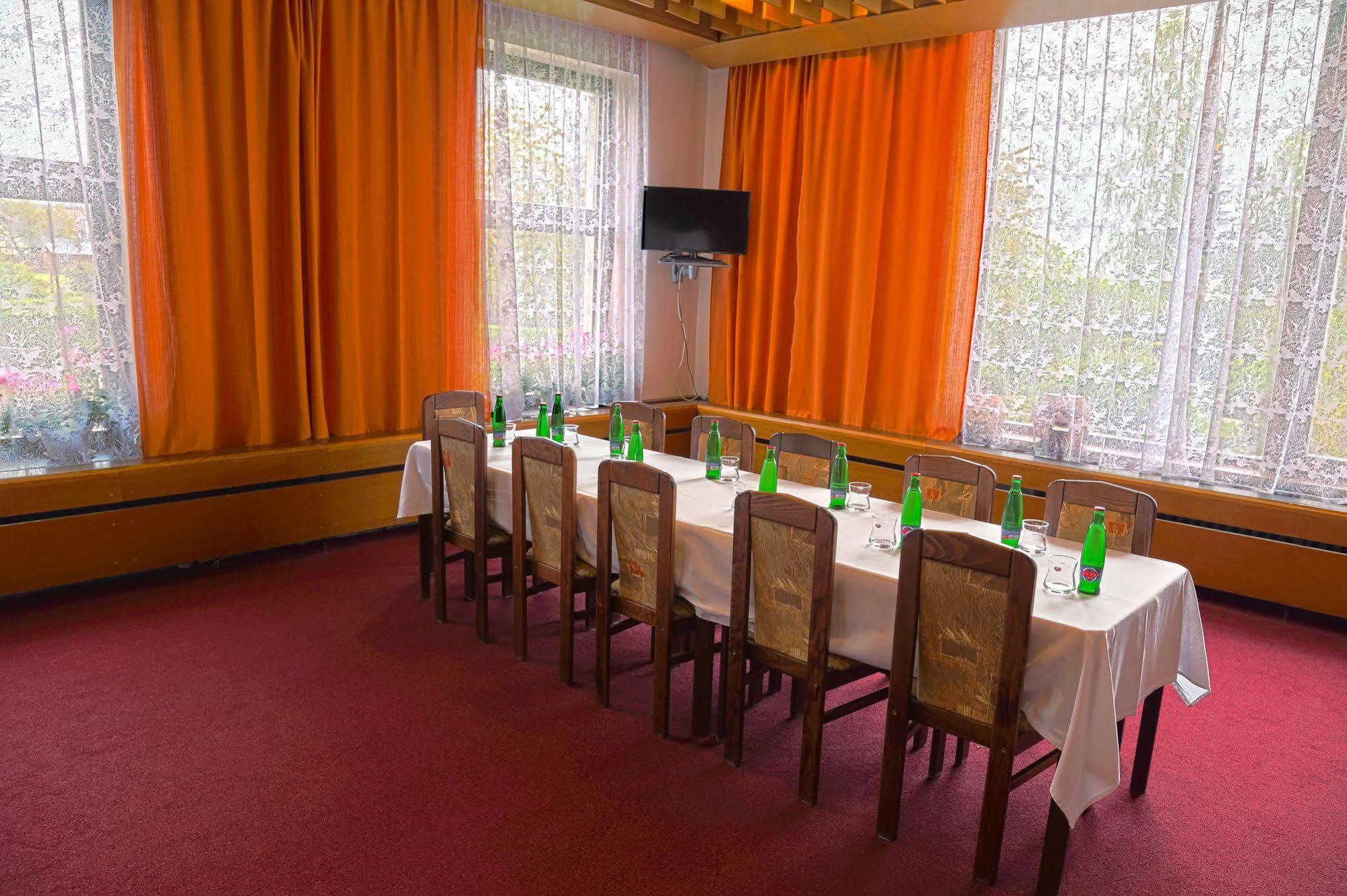 Resort Hotel Zvikov Звіковське Подграді Екстер'єр фото
